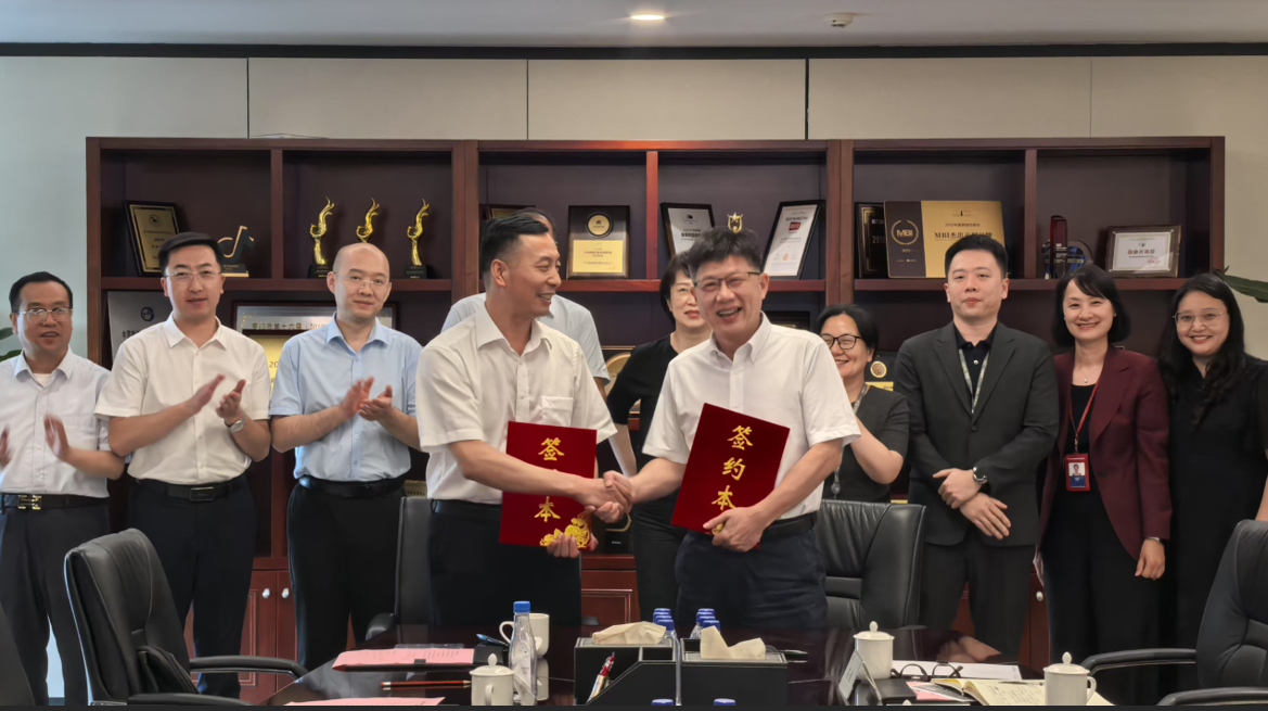 1761035440383082.png 55545cbc-0e56-490e-a53b-e8c0a6750709.png